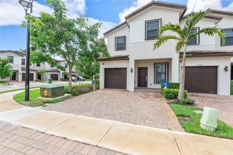 15987 SW 2nd Pl #1, Pembroke Pines, FL 33027