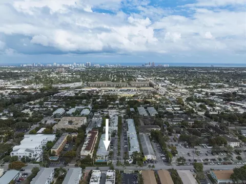 2660 NE 8th Ave #102, Wilton Manors, FL 33334