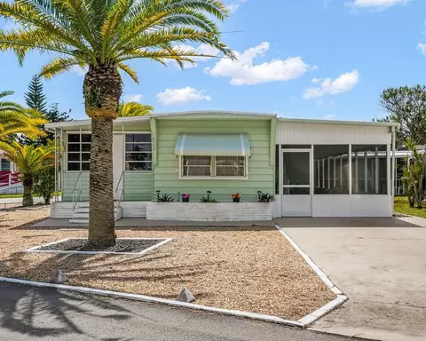 8500 SW 21st St, Davie, FL 33324