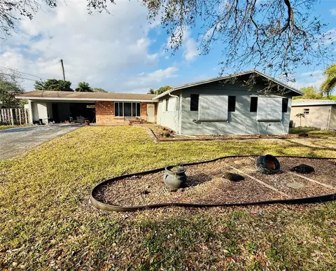 5349 Balsam Ter, Plantation, FL 33317