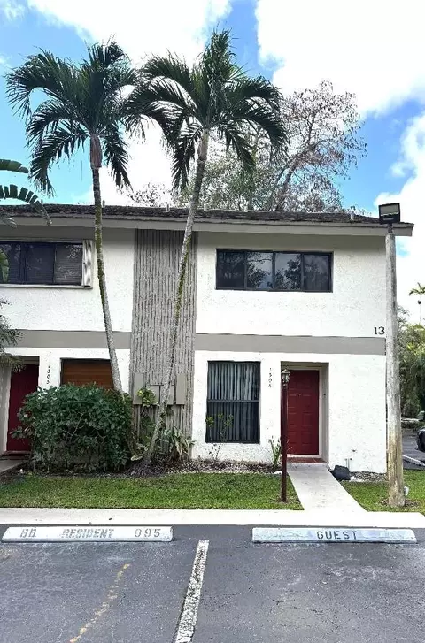 3082 S Oakland Forest Dr #1306, Oakland Park, FL 33309