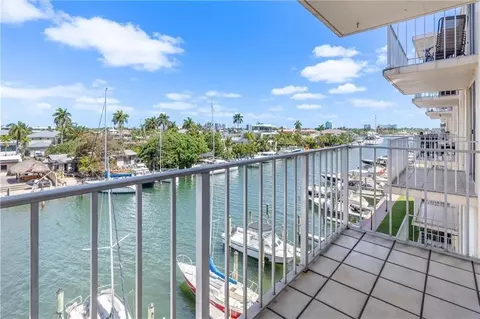 1777 SE 15th St #404, Fort Lauderdale, FL 33316