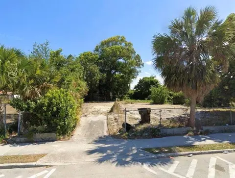 524 15th St, West Palm Beach, FL 33401