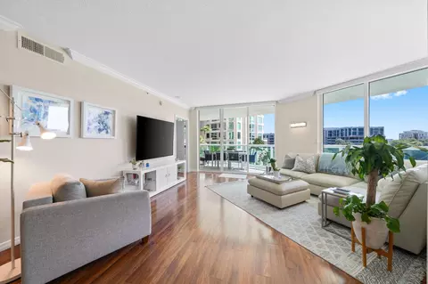 347 N New River Dr #610, Fort Lauderdale, FL 33301