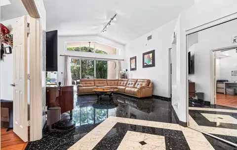 3274 NW 22nd Ave, Oakland Park, FL 33309