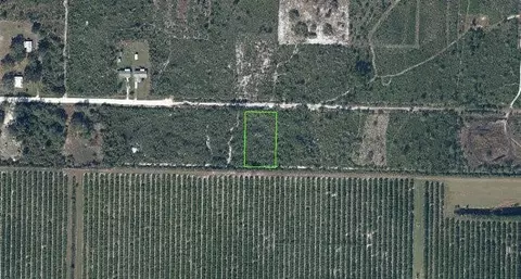 2809 Hacienda Dr, Sebring, FL 33857
