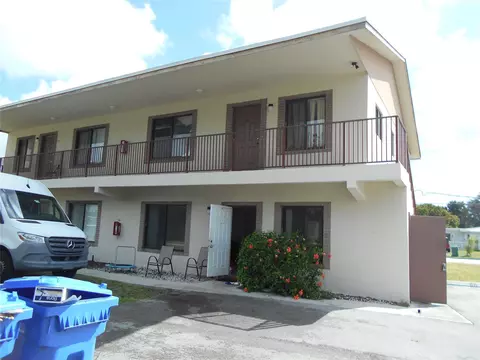 1141 W River Dr #8, Pompano Beach, FL 33063
