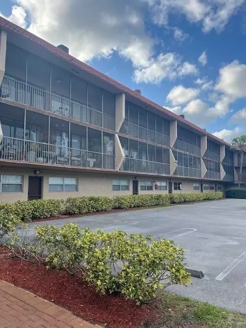 2500 E Coral Springs Dr #202, Coral Springs, FL 33065