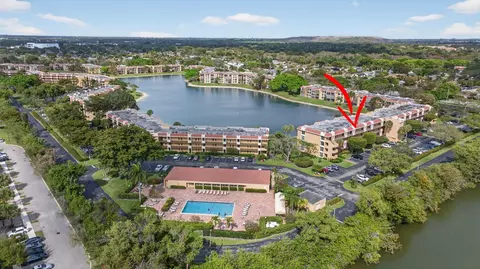 6239 Coral Lake Dr #4039, Margate, FL 33063