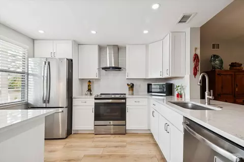 2202 Lucaya Bnd #L2, Coconut Creek, FL 33066