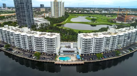 300 Diplomat Pkwy #309, Hallandale Beach, FL 33009