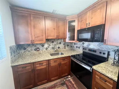 304 Oakridge Q #304, Deerfield Beach, FL 33442