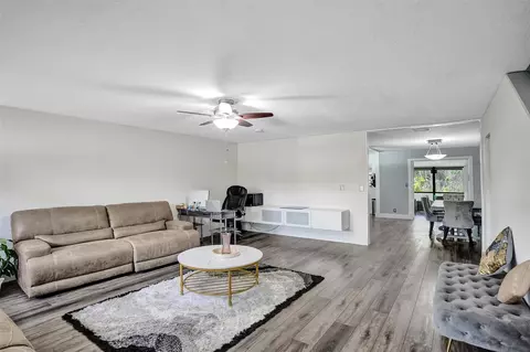 869 NW 47th St, Pompano Beach, FL 33064