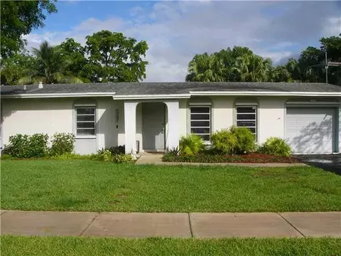 Undisclosed, Miami, FL 33183 photo 1