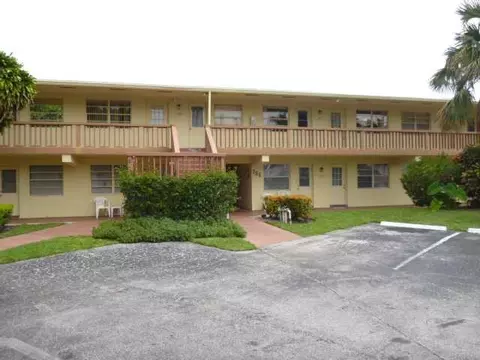 751 Pine Dr #207, Pompano Beach, FL 33060 photo 1