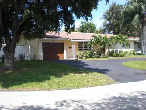 2231 NE 37th St, Lighthouse Point, FL 33064 photo 1