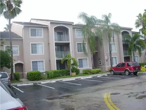 Undisclosed, Miami, FL 33169 photo 1