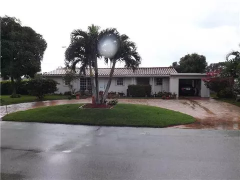 2000 NE 30th St, Lighthouse Point, FL 33064 photo 1