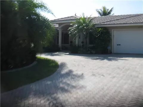 2920 NE 39th Ct, Lighthouse Point, FL 33064 photo 1