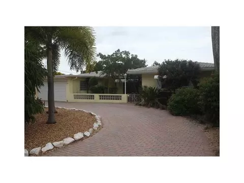 2820 NE 21st Ave, Lighthouse Point, FL 33064 photo 1