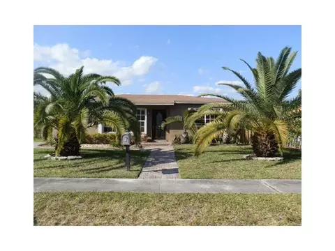 481 W 33, Hialeah, FL 33012 photo 1