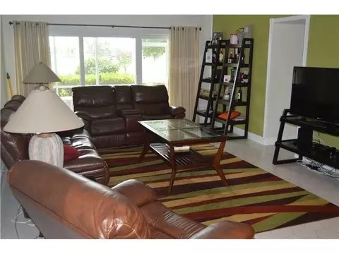 Undisclosed, Pompano Beach, FL 33069 photo 1