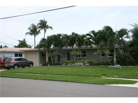 810 SE 3rd Ter, Pompano Beach, FL 33060 photo 1