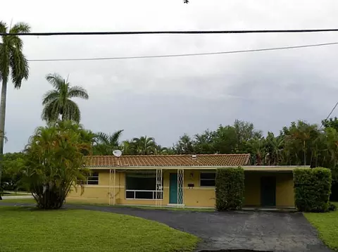 2700 NE 53rd St, Lighthouse Point, FL 33064 photo 1