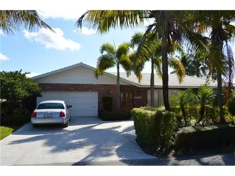 4220 NE 24th Ave, Lighthouse Point, FL 33064 photo 1