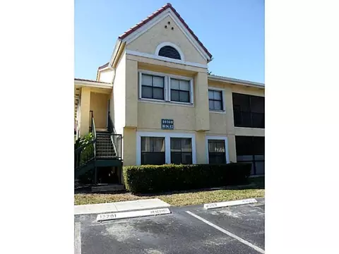 Undisclosed, Miami, FL 33196 photo 1