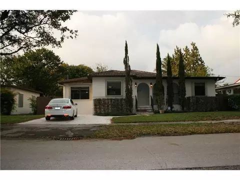 Undisclosed, Miami, FL 33155 photo 1