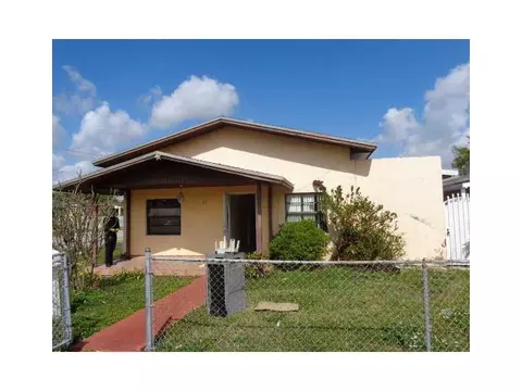 Undisclosed, Hialeah, FL 33013 photo 1