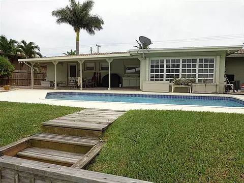 2541 NE 48th Ct, Lighthouse Point, FL 33064 photo 1