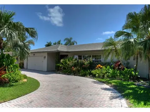 3248 NE 28th Ave, Lighthouse Point, FL 33064 photo 1