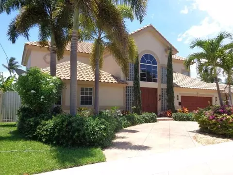 2220 NE 48th Ct, Lighthouse Point, FL 33064 photo 1