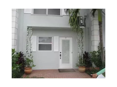 2500 NE 36th St #7, Lighthouse Point, FL 33064 photo 1