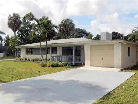 603 Maple Dr, Margate, FL 33063 photo 1