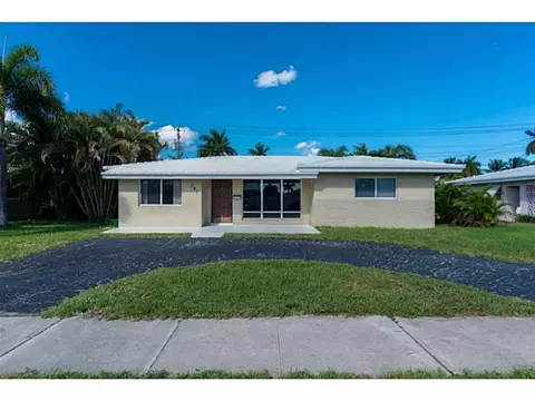 581 SE 5th Ct, Pompano Beach, FL 33060 photo 1