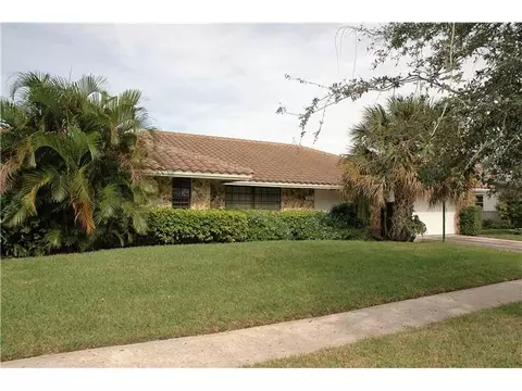 2861 NE 46th St, Lighthouse Point, FL 33064 photo 1
