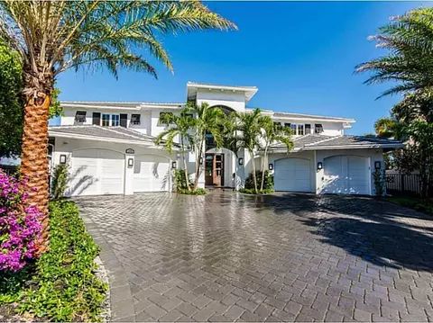 2398 NE 28th St, Lighthouse Point, FL 33064 photo 1