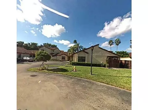 Undisclosed, Hialeah, FL 33015 photo 1