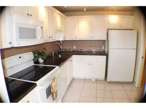 2940 N Course Dr #211, Pompano Beach, FL 33069 photo 1