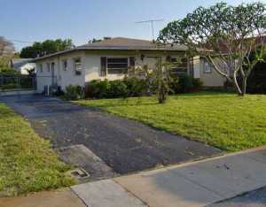436 NE 3rd St, Pompano Beach, FL 33060 photo 1
