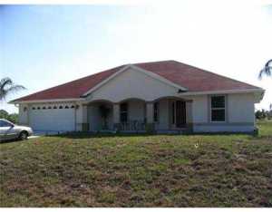 724 Whitmore Loop, Lehigh Acres, FL 33972 photo 1