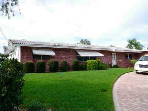 2240 NE 32nd Ct, Pompano Beach, FL 33064 photo 1