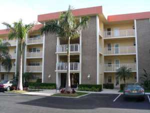3000 NE 48th Ct #403, Pompano Beach, FL 33064 photo 1