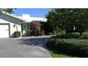 2521 NE 44th St, Pompano Beach, FL 33064 photo 1