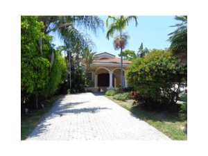 9364 Bay Dr, Miami Beach, FL 33154 photo 1