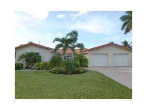 2613 NE 5th St, Pompano Beach, FL 33062 photo 1