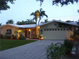 2130 NE 34 Ct, Pompano Beach, FL 33064 photo 1